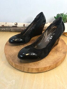 AGL Black Patent Leather Suede Wingtip Brogue Wedge Heels 37.5